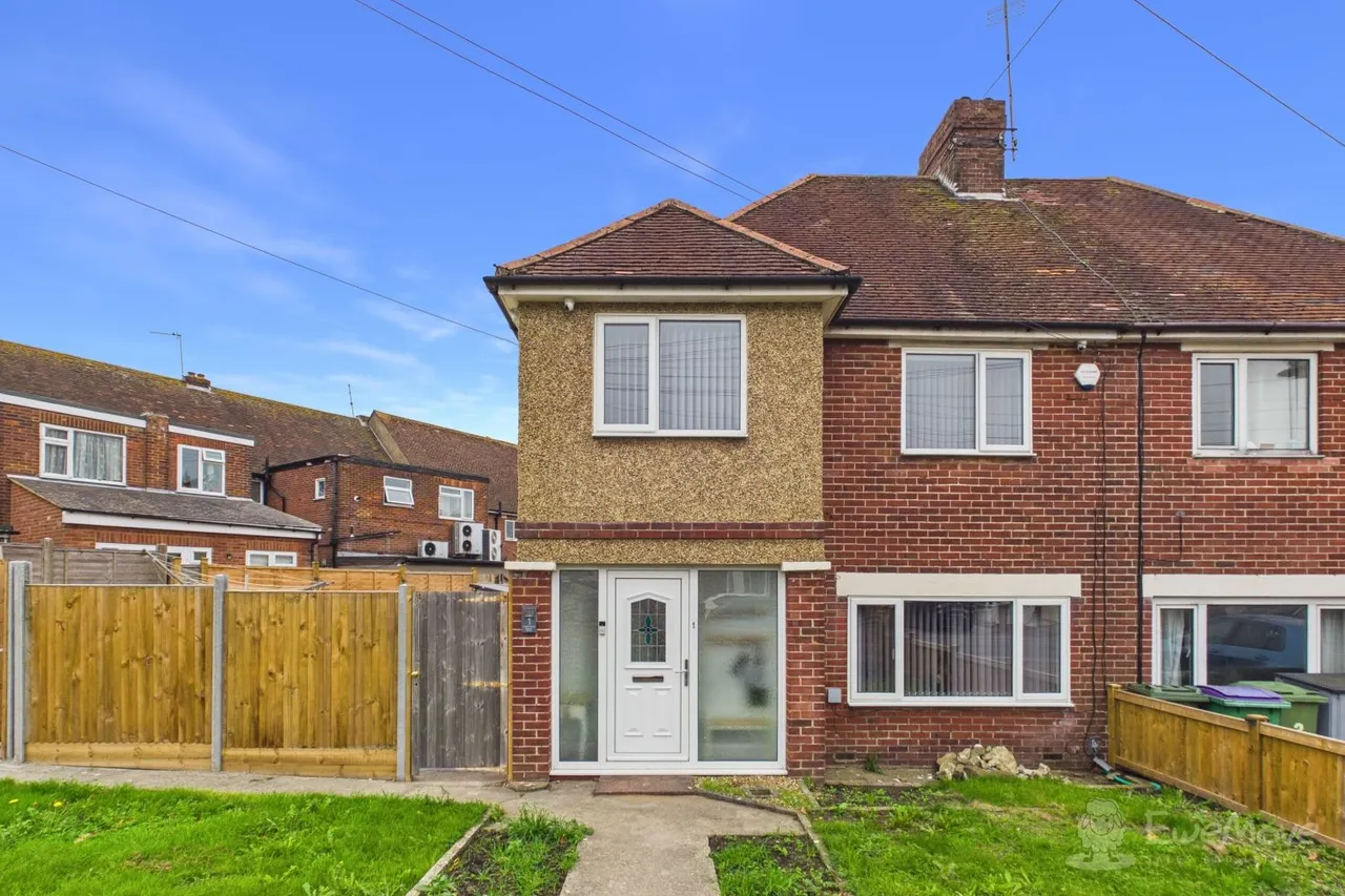 3 bed house for sale, Downs Road, Folkestone, CT19