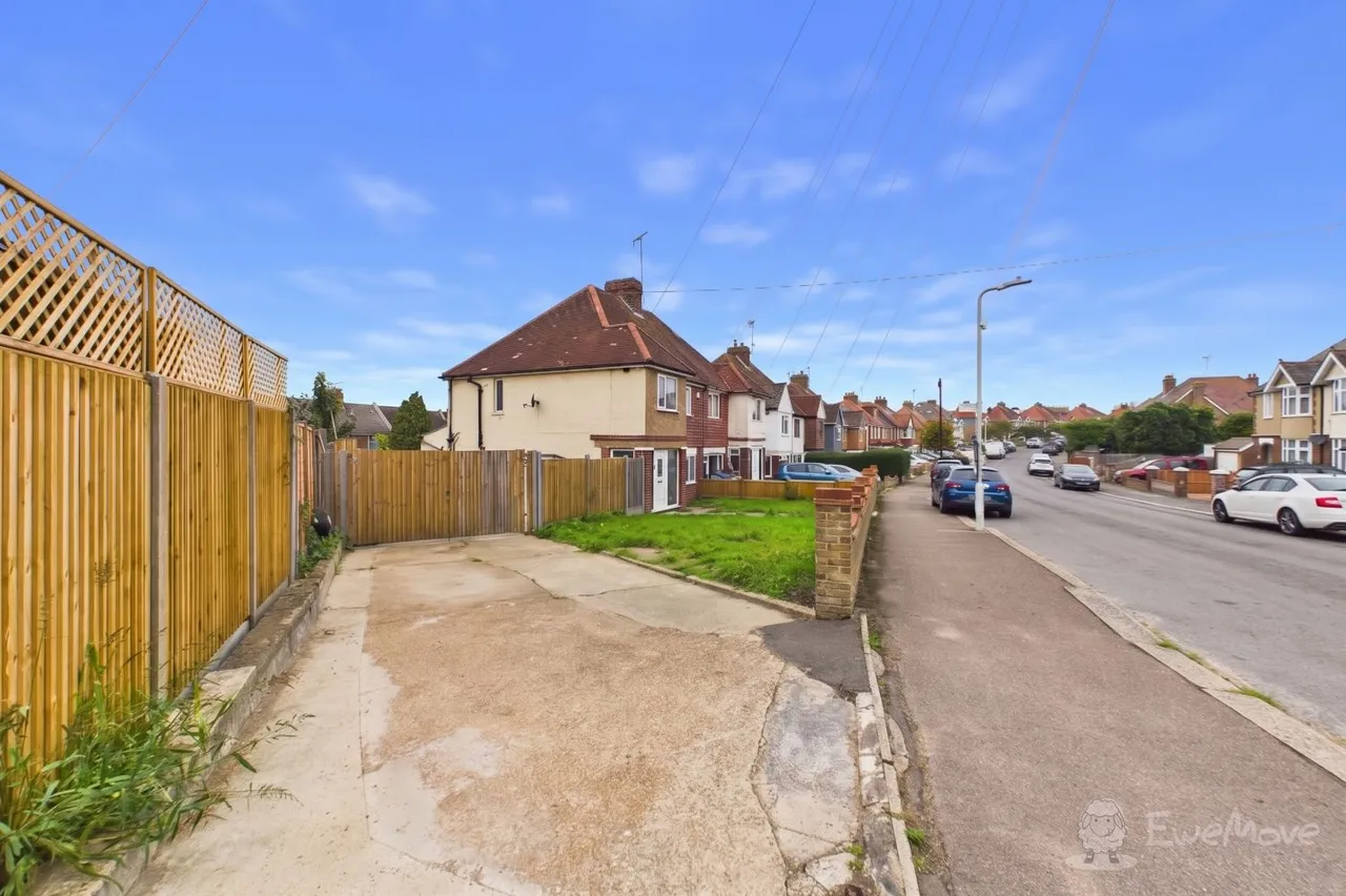 Downs Road, Folkestone, CT19, photo 15