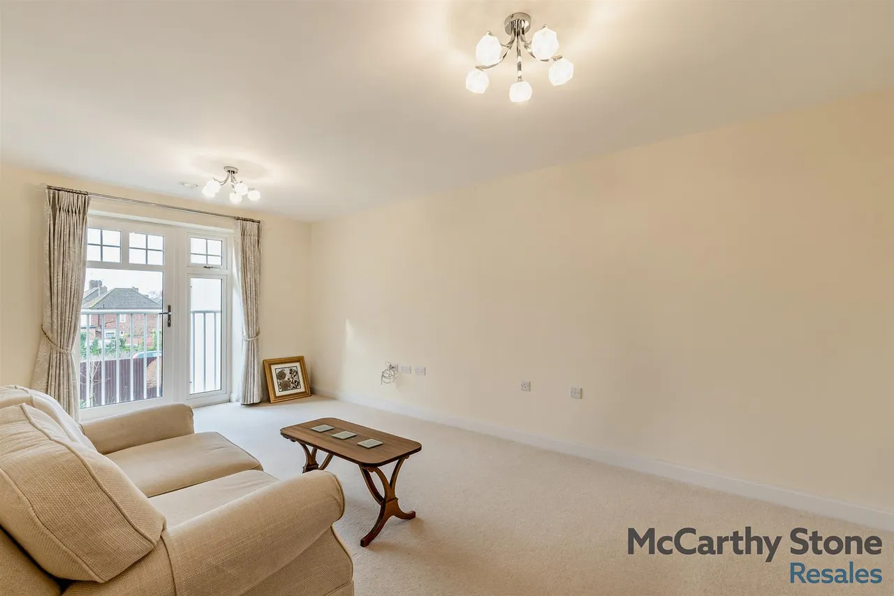 Westfield Road, Wellingborough, NN8, photo 5