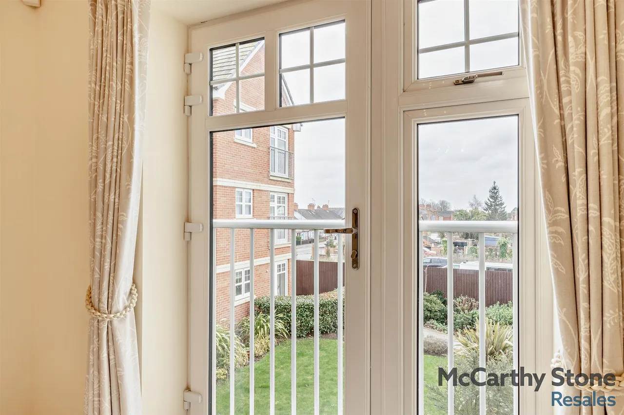 Westfield Road, Wellingborough, NN8, photo 3
