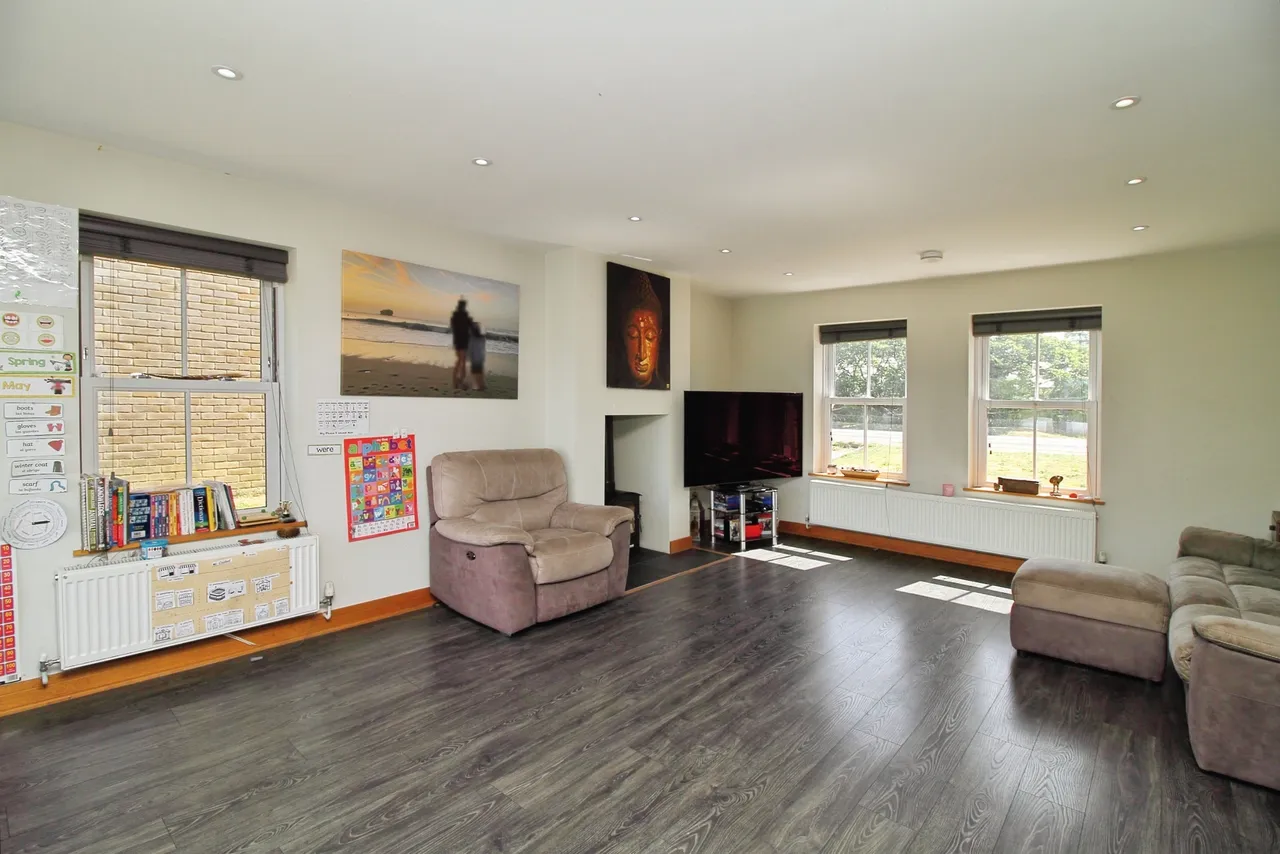 Colchester Road, Ardleigh Village Nr Colchester, CO7, photo 5