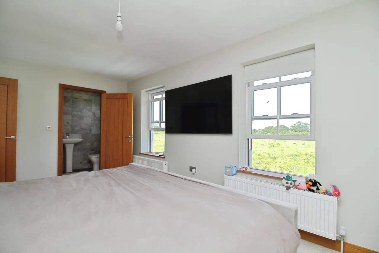 Colchester Road, Ardleigh Village Nr Colchester, CO7, photo 11