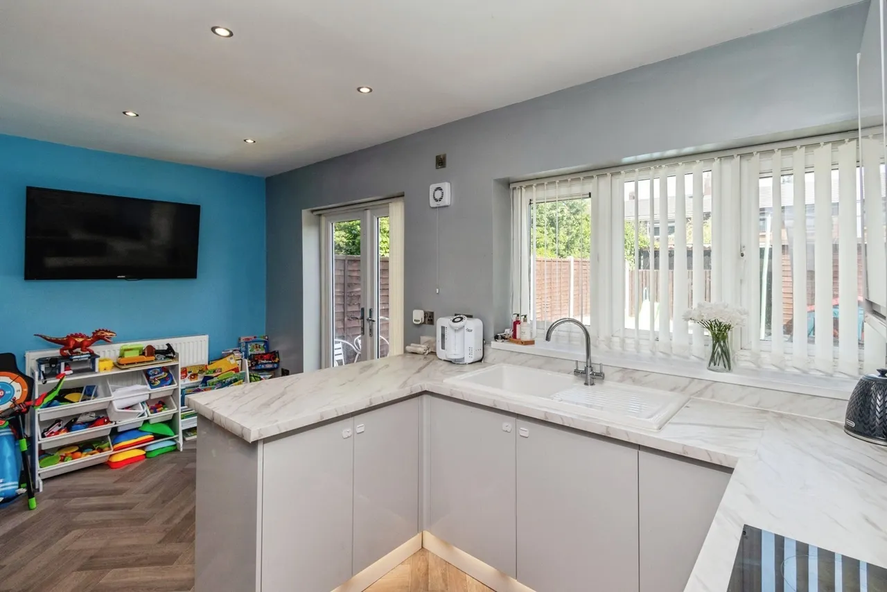 Bloxwich Lane, Walsall, WS2, photo 4