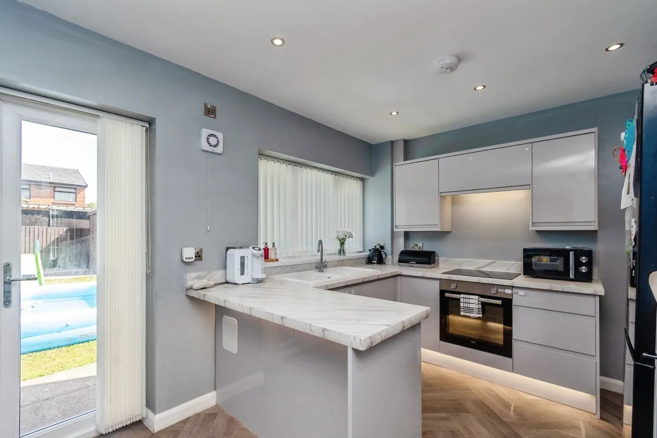 Bloxwich Lane, Walsall, WS2, photo 2