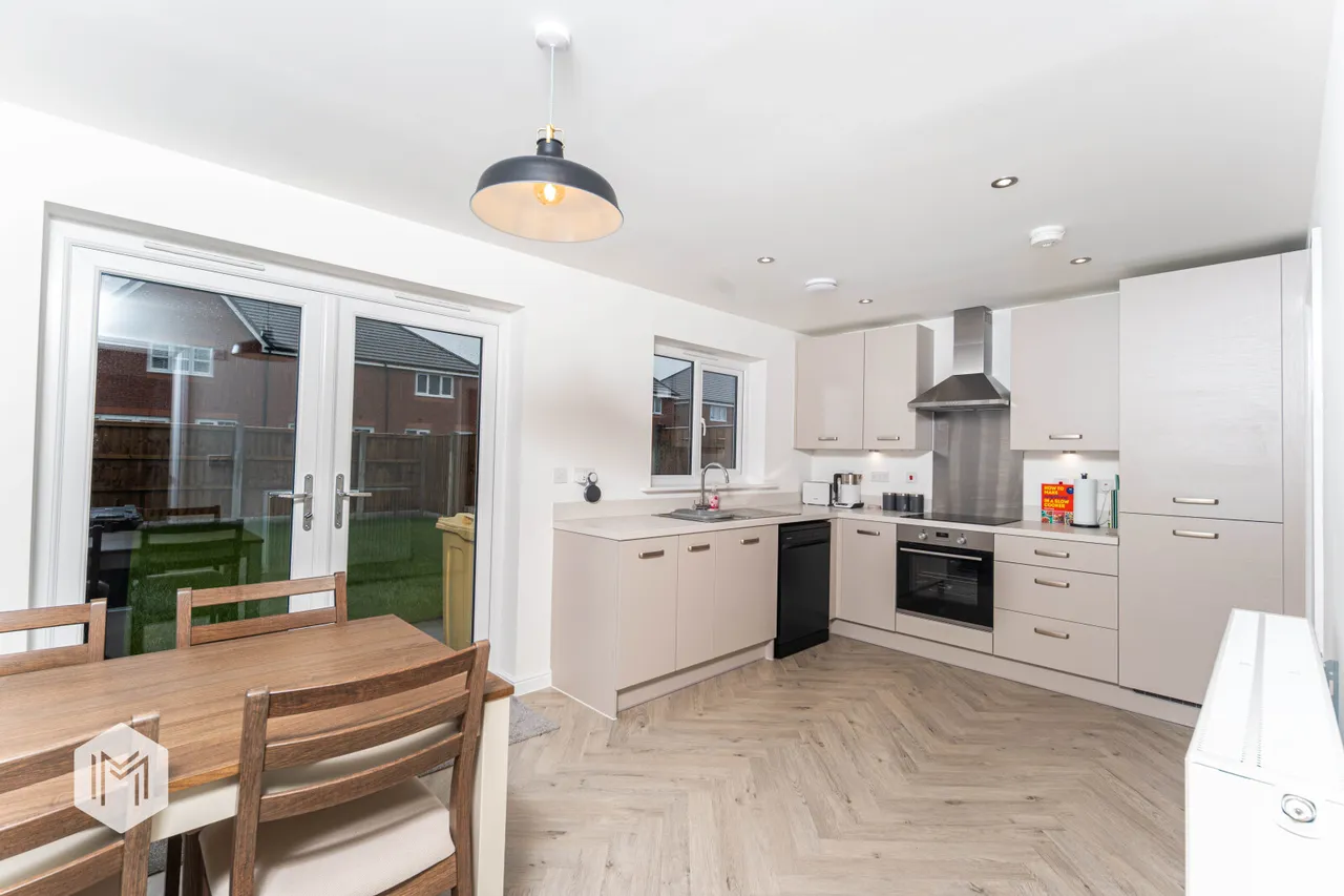 Century Street, Farnworth, Bolton, BL4 9FT, photo 2