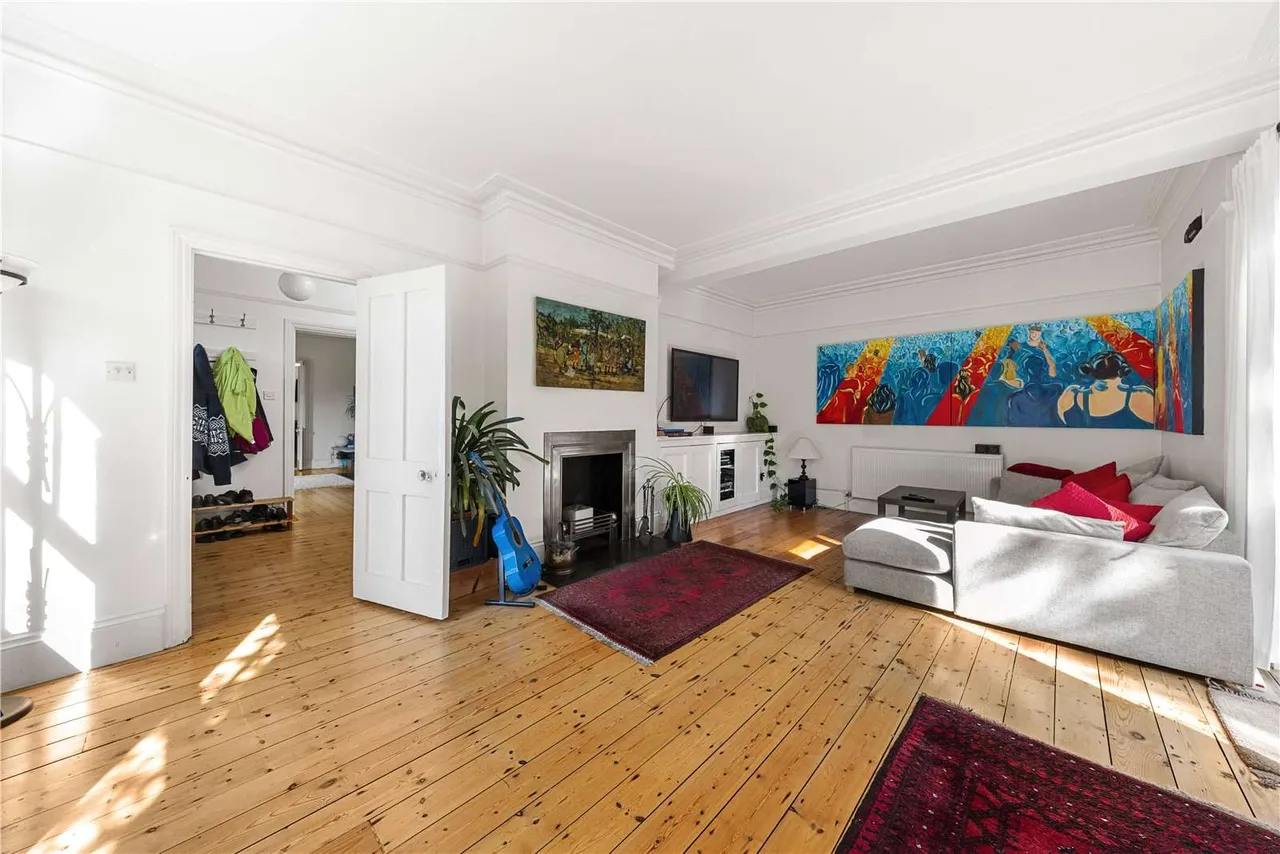 Broadwater Rise, Guildford, Surrey, GU1 2LA, photo 6