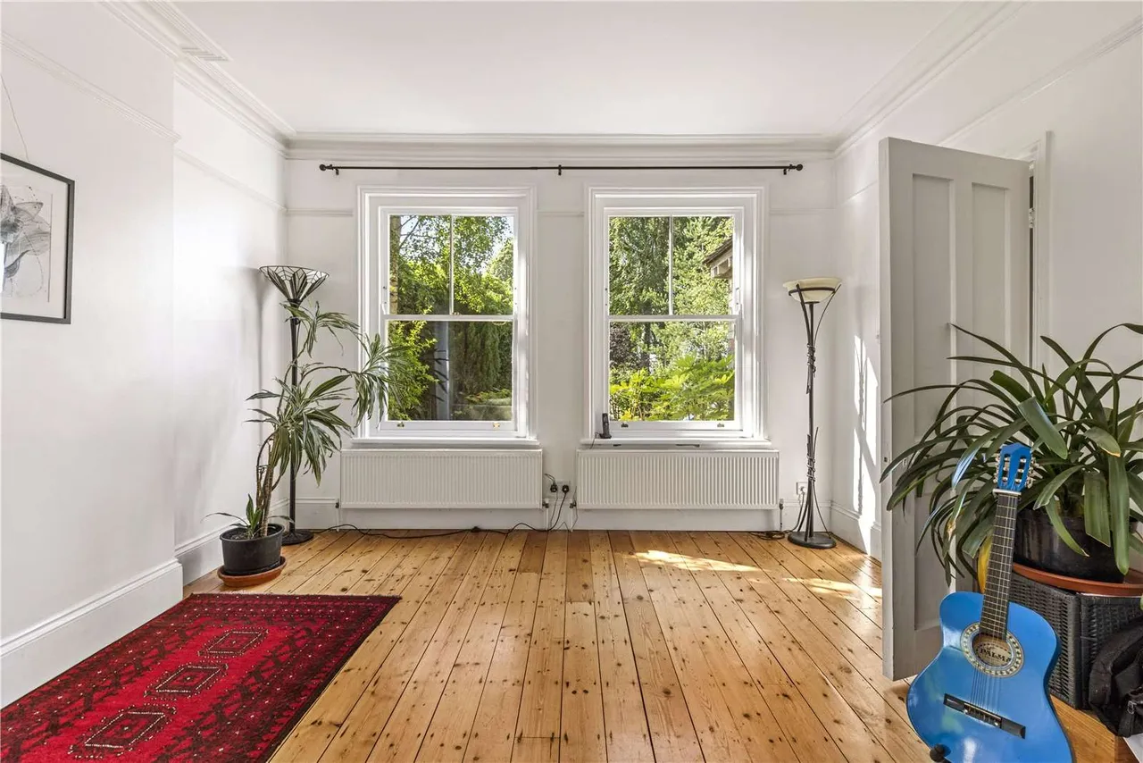 Broadwater Rise, Guildford, Surrey, GU1 2LA, photo 7