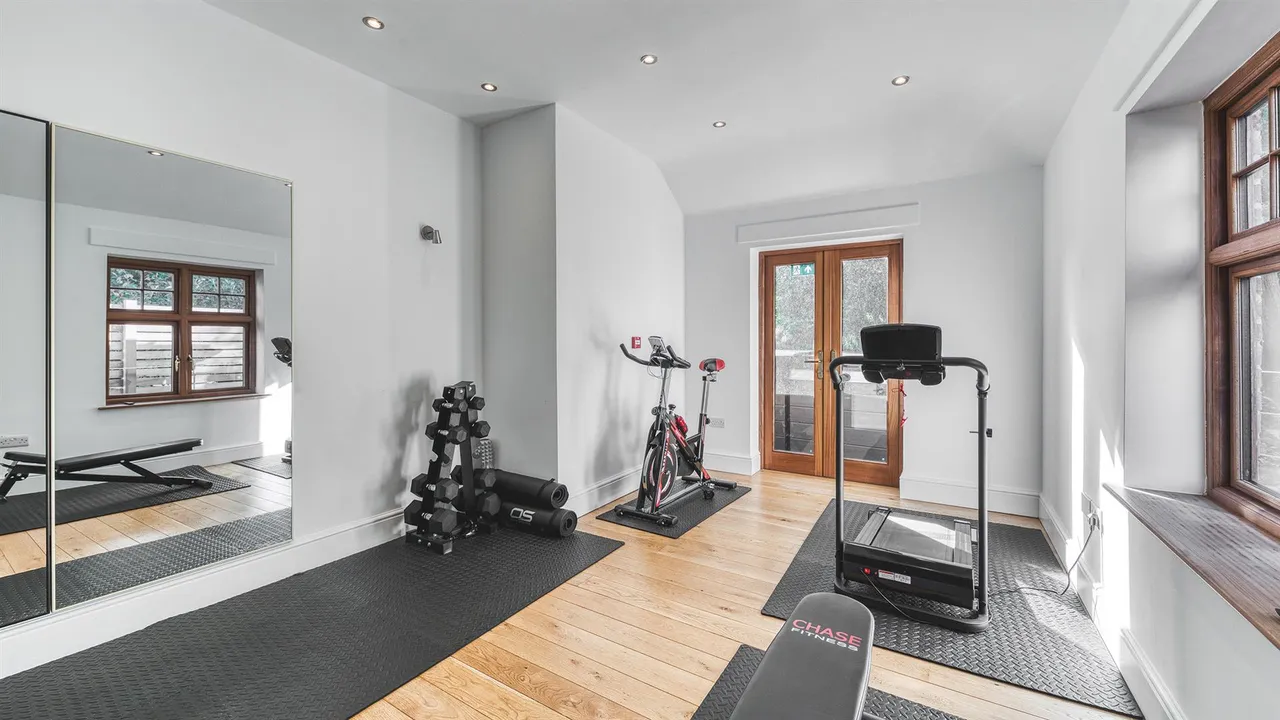 Mitre Drive, Repton, photo 12