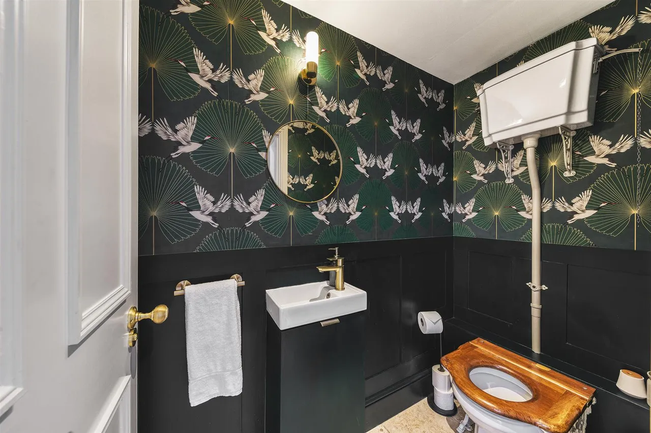 Mitre Drive, Repton, photo 25