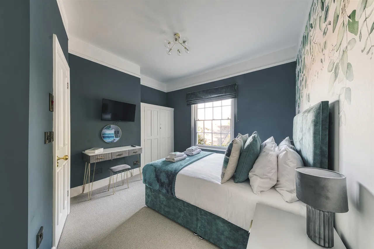 Mitre Drive, Repton, photo 44