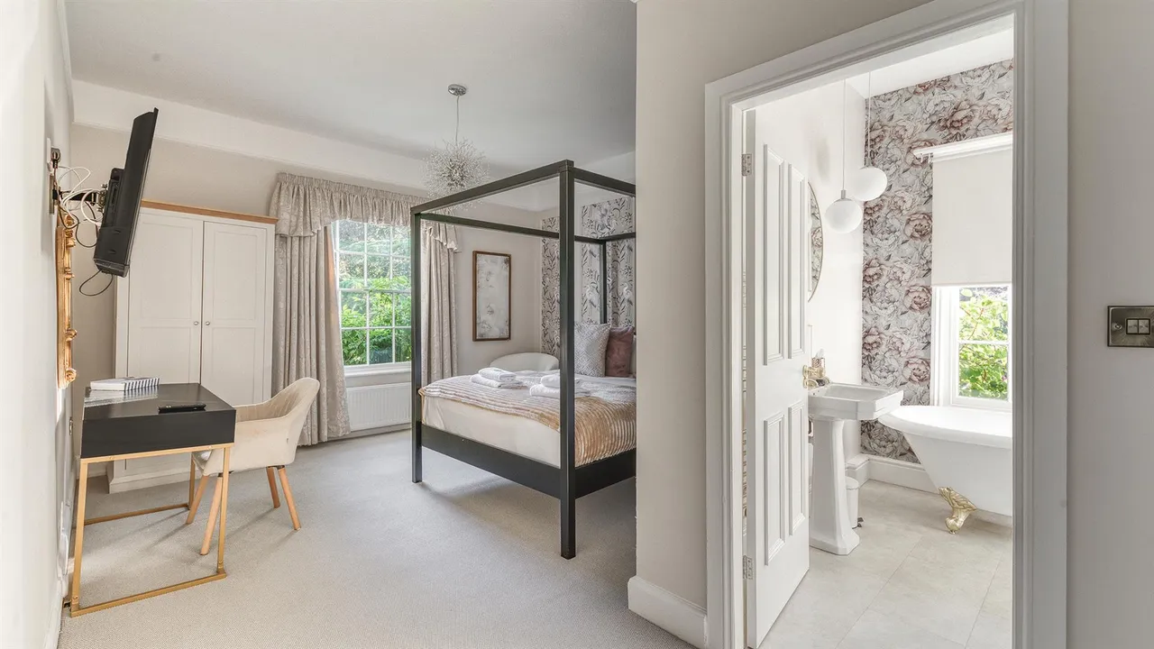 Mitre Drive, Repton, photo 35