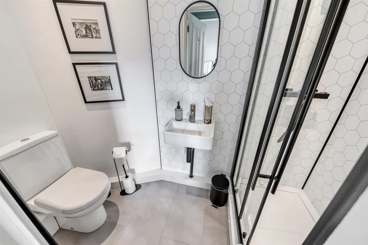 Mitre Drive, Repton, photo 43