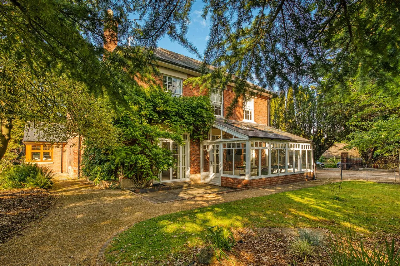 Mitre Drive, Repton, photo 54