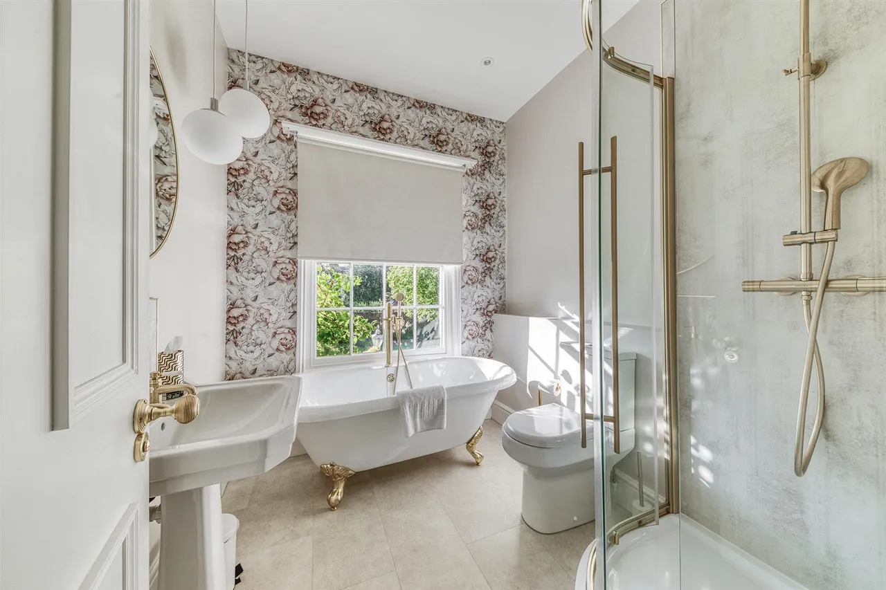 Mitre Drive, Repton, photo 40
