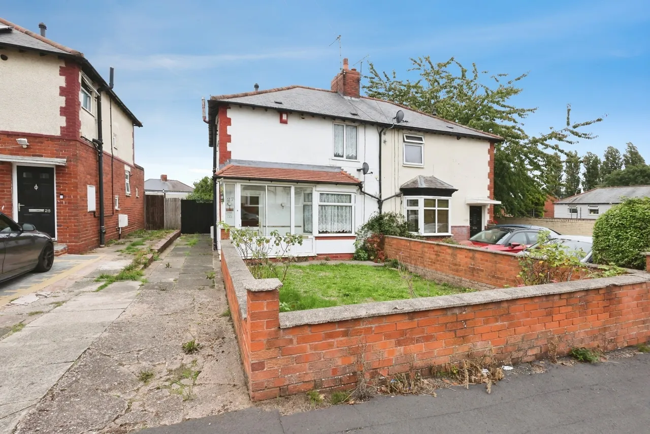 3 bed house for sale, Douglas Avenue, Oldbury, B68