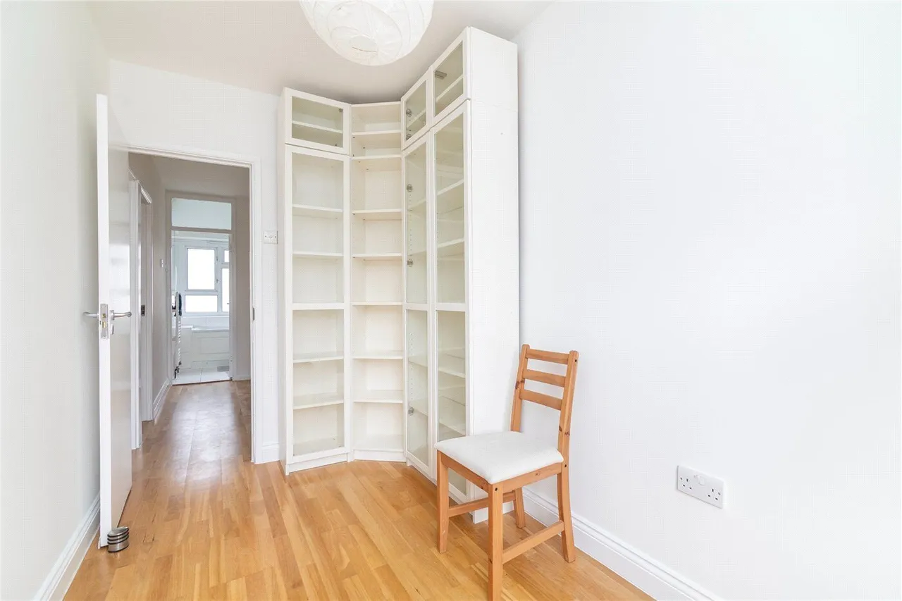 Larchfield House, Highbury Estate, N5, photo 13