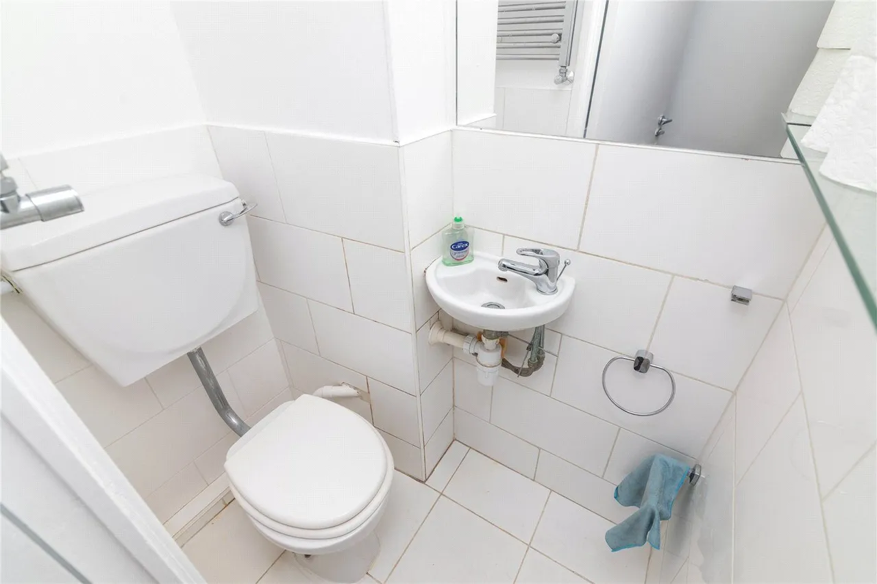 Larchfield House, Highbury Estate, N5, photo 9