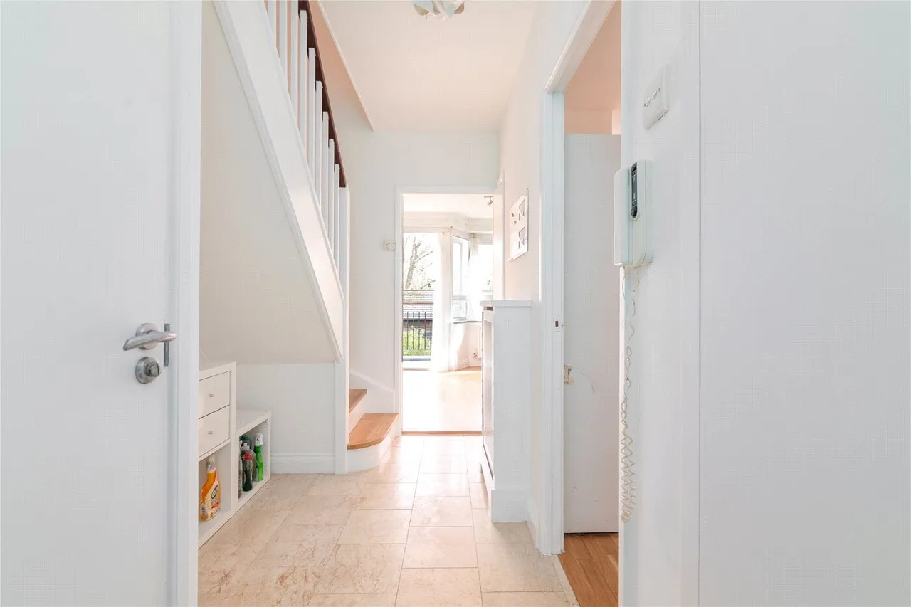 Larchfield House, Highbury Estate, N5, photo 18