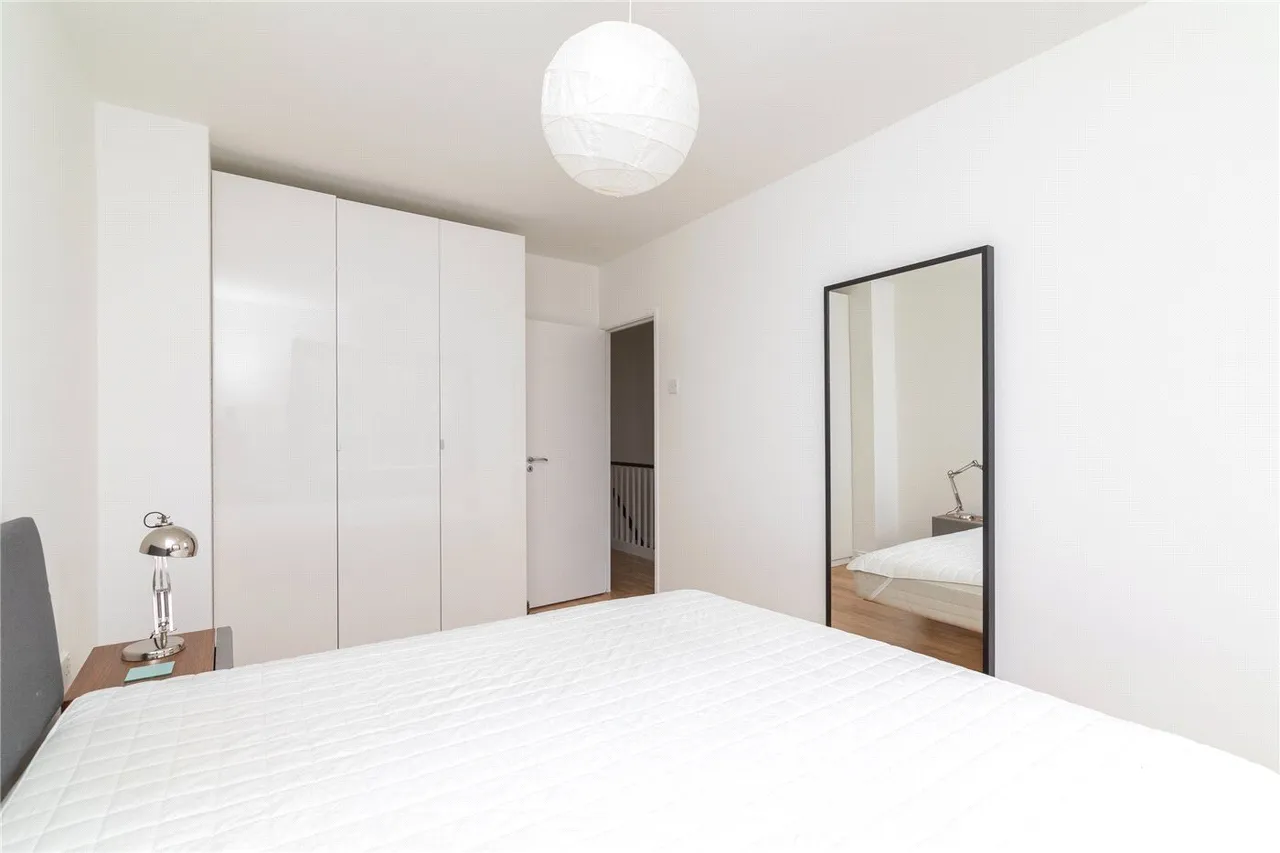 Larchfield House, Highbury Estate, N5, photo 20