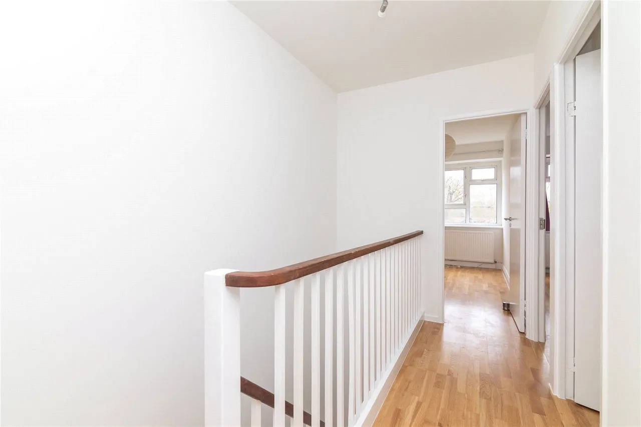 Larchfield House, Highbury Estate, N5, photo 21