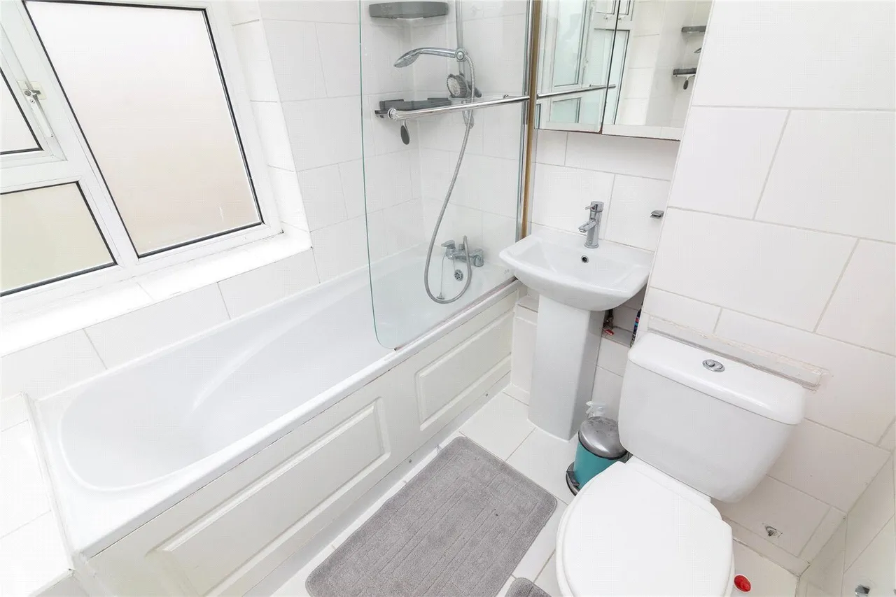 Larchfield House, Highbury Estate, N5, photo 8