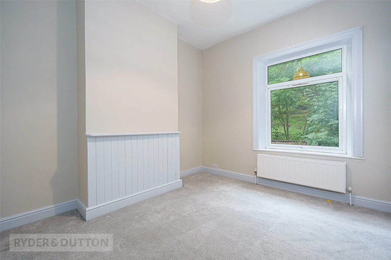 Manchester Road, Huddersfield, HD4, photo 12