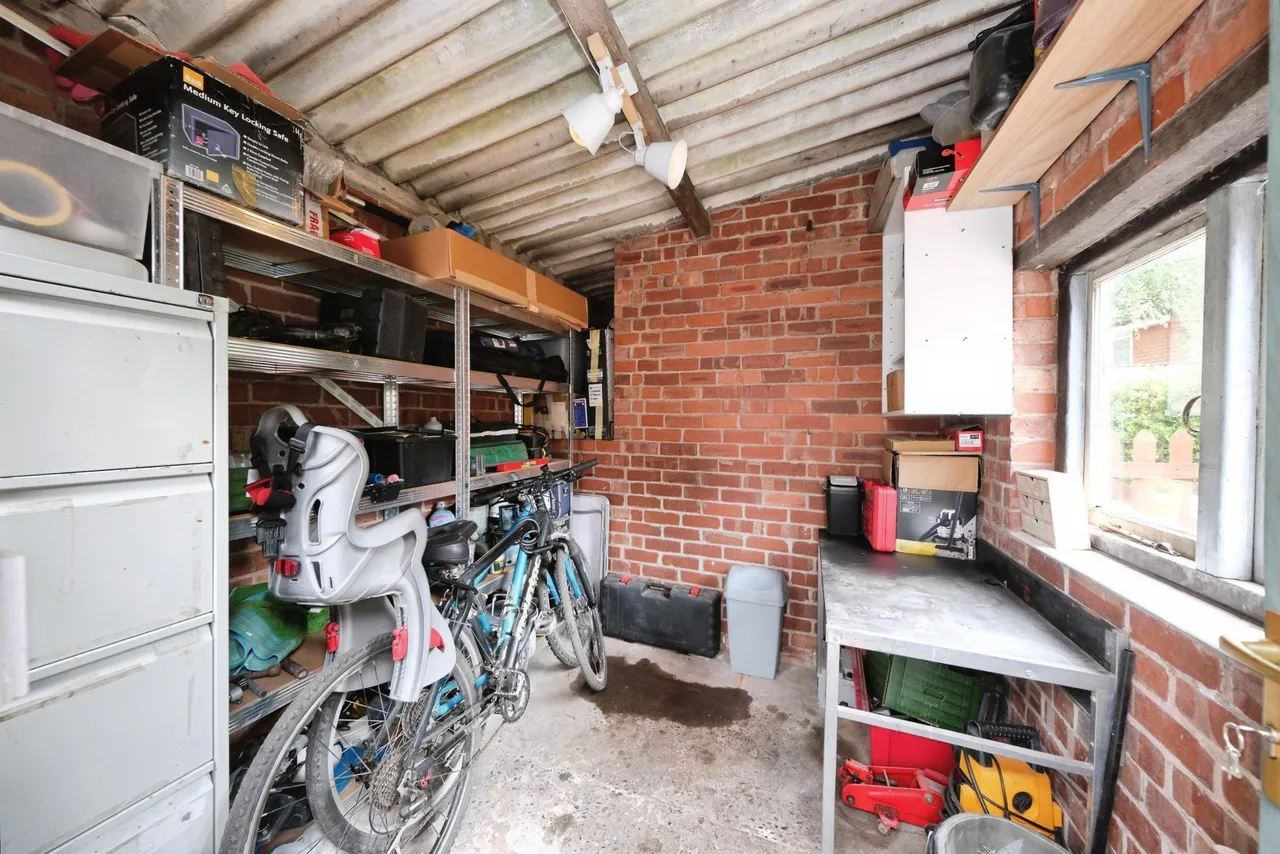 Butt Lane, Mansfield, NG19, photo 16