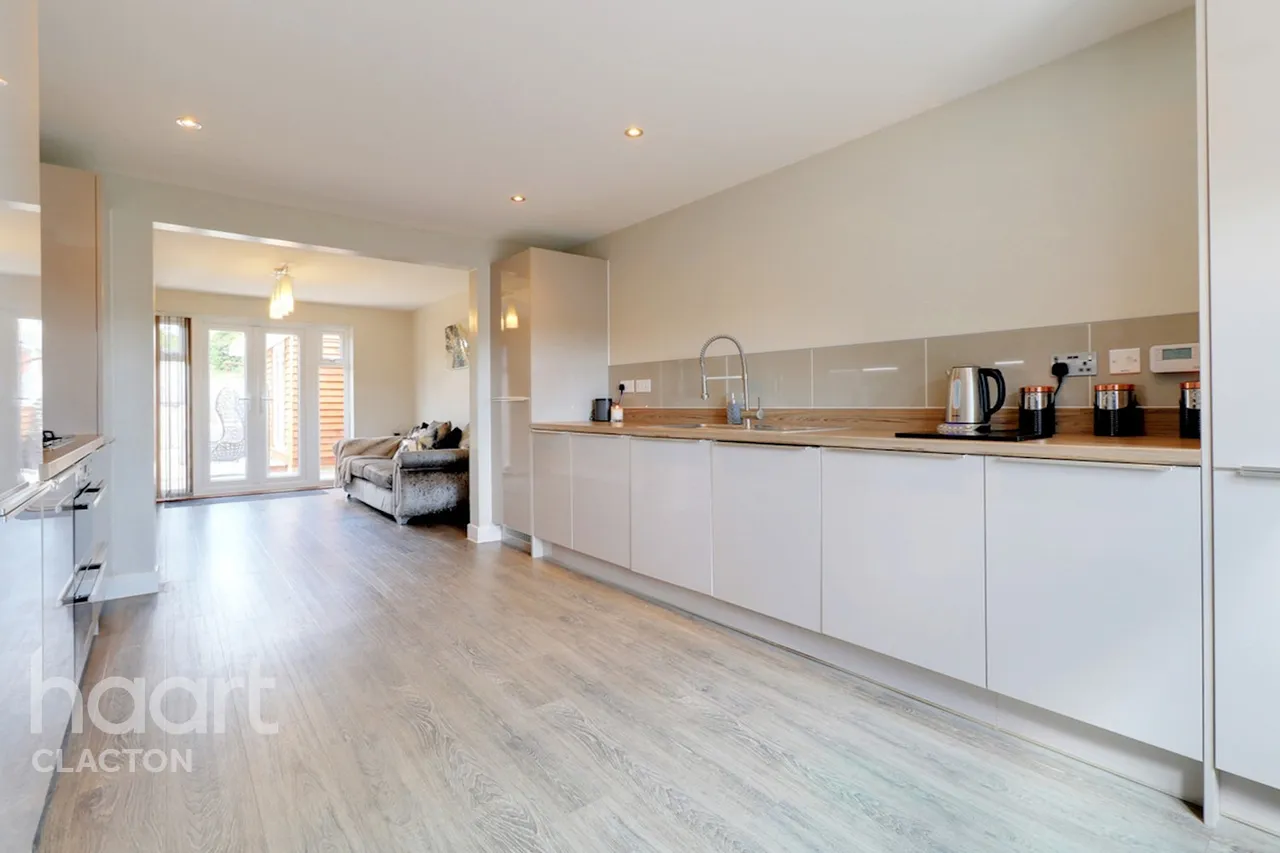 Skippers Way, Walton On The Naze, CO14, photo 4
