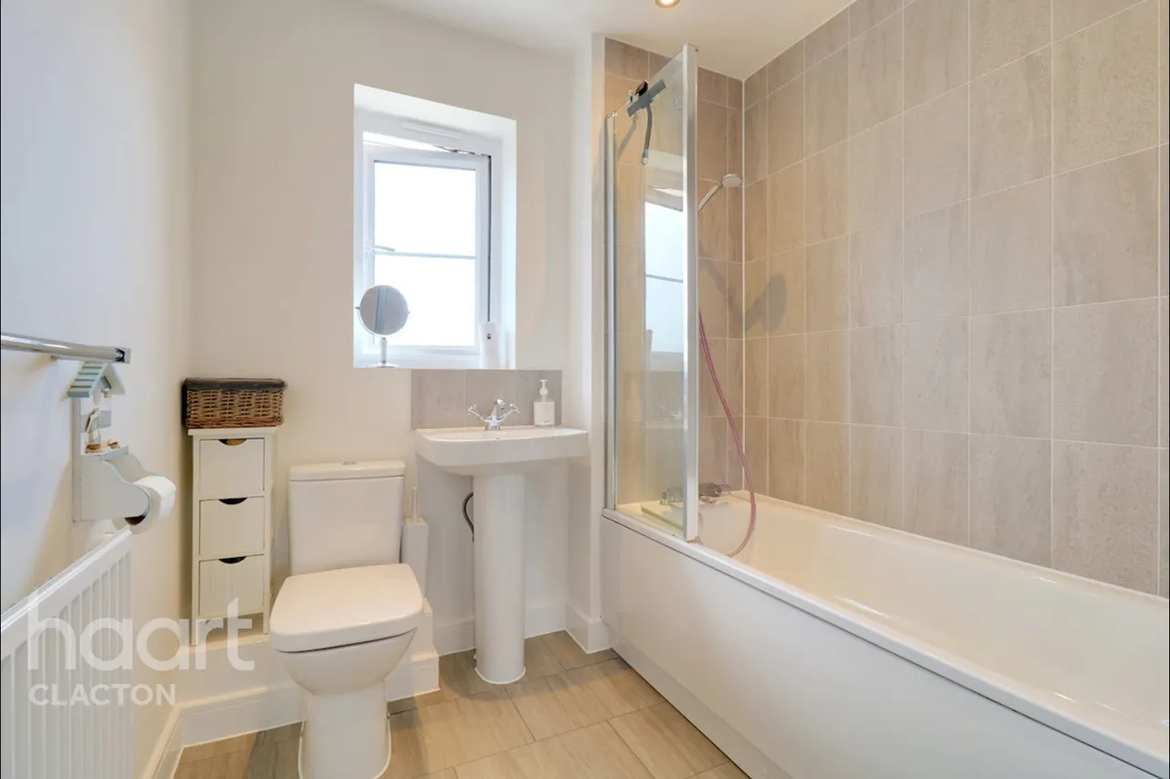Skippers Way, Walton On The Naze, CO14, photo 17