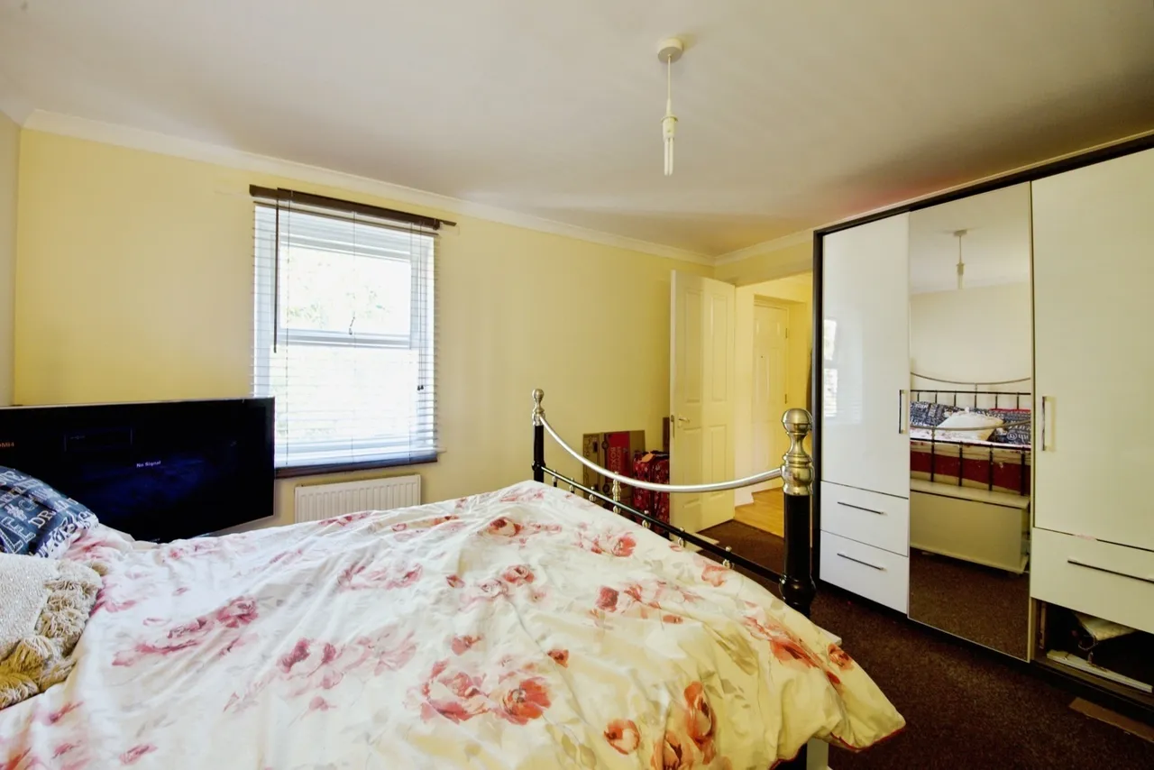 Glandford Way, Chadwell Heath, Romford, RM6, photo 8