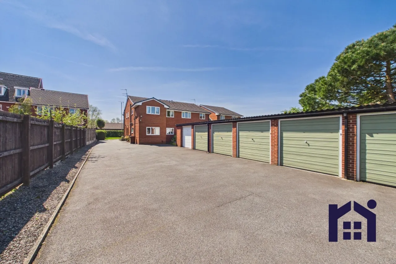 St. James Lodge Slater Lane, Leyland, PR26 7SB, photo 15