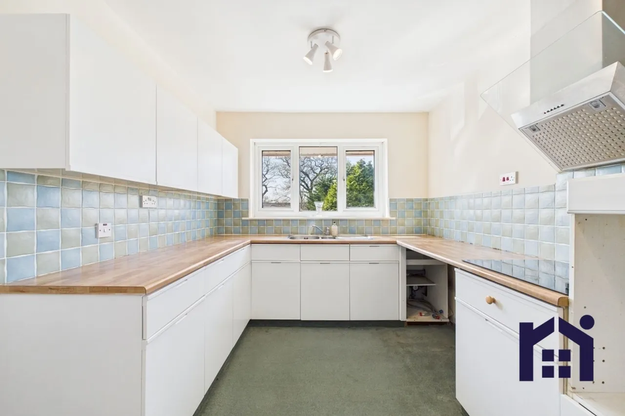 St. James Lodge Slater Lane, Leyland, PR26 7SB, photo 6