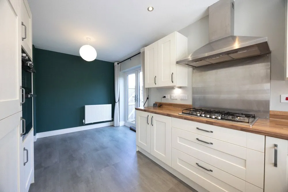 Bainite Grove, Newport, NP19, photo 5