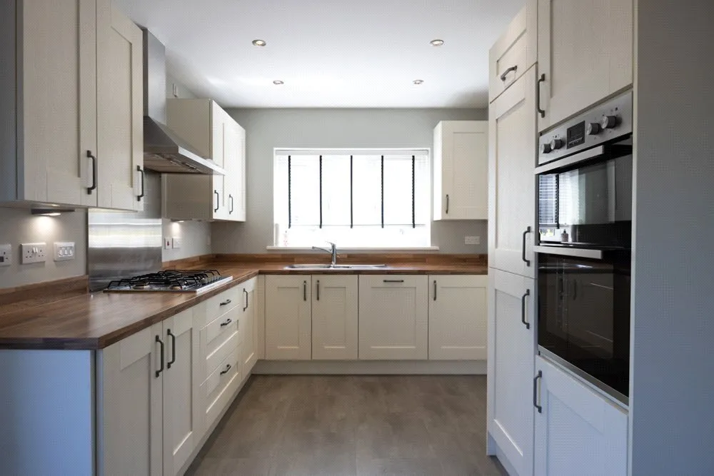 Bainite Grove, Newport, NP19, photo 6