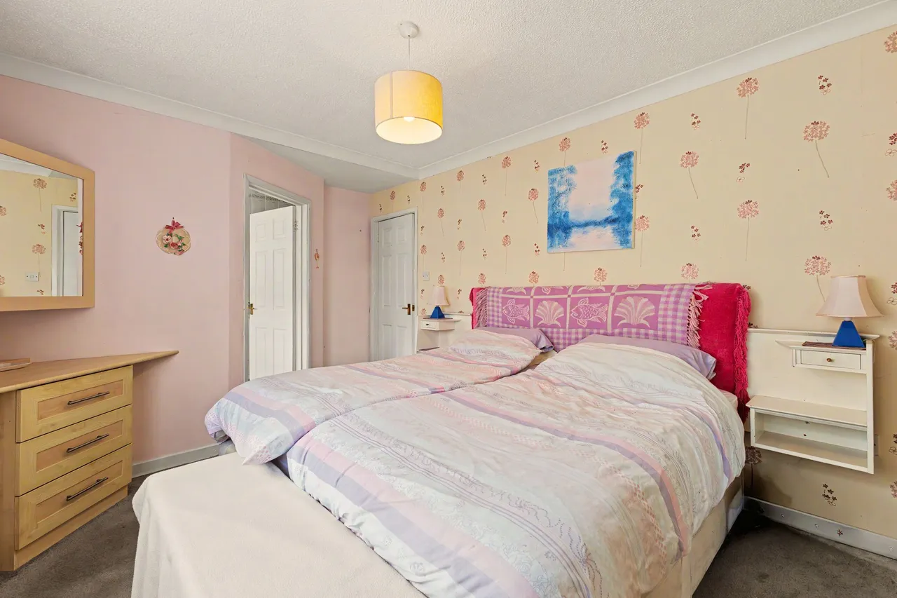 Verney Close, Butlers Marston, CV35, photo 16