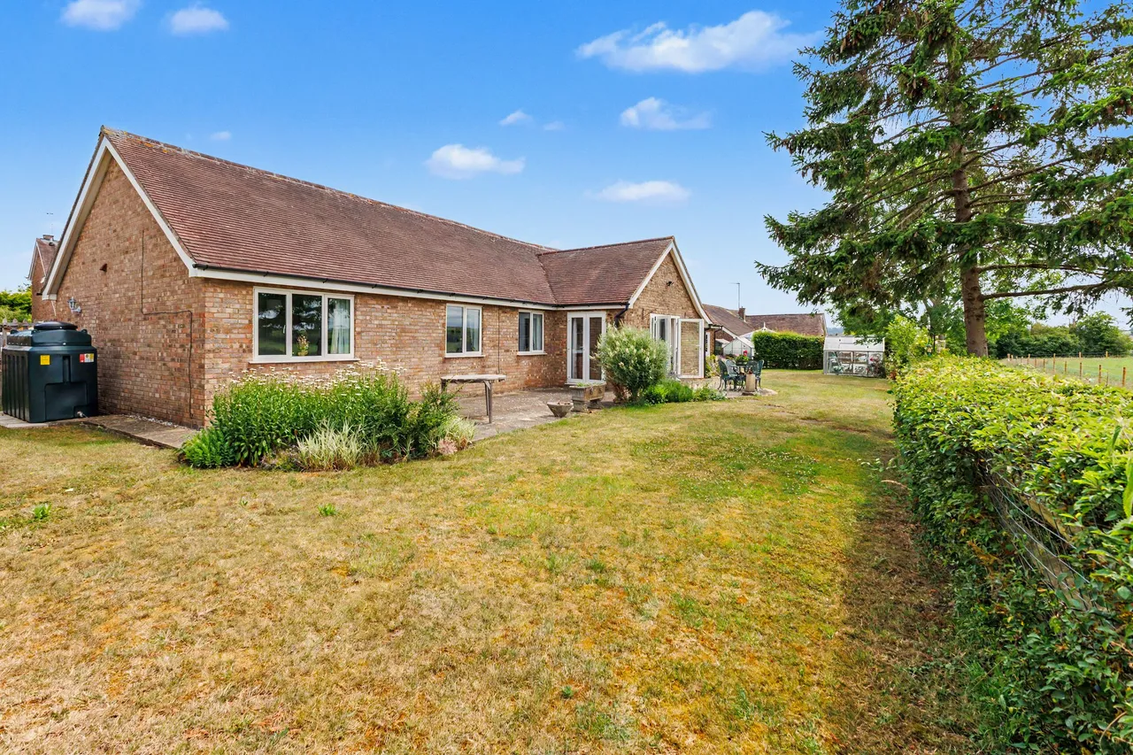 Verney Close, Butlers Marston, CV35, photo 29