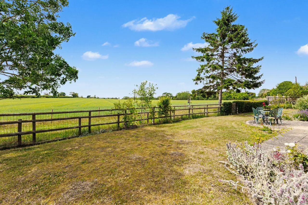 Verney Close, Butlers Marston, CV35, photo 32