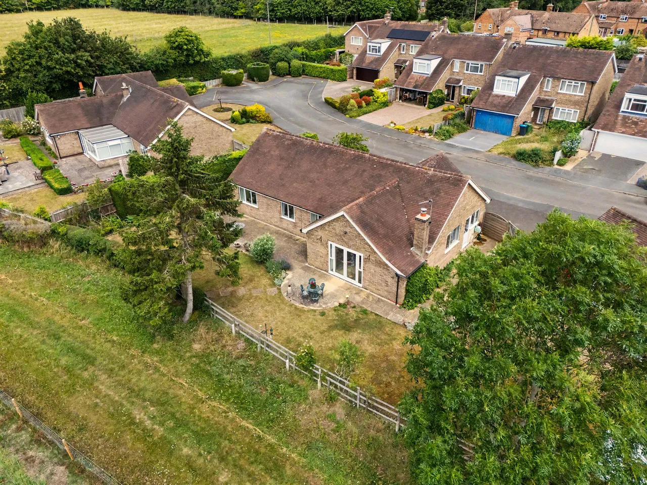 Verney Close, Butlers Marston, CV35, photo 30