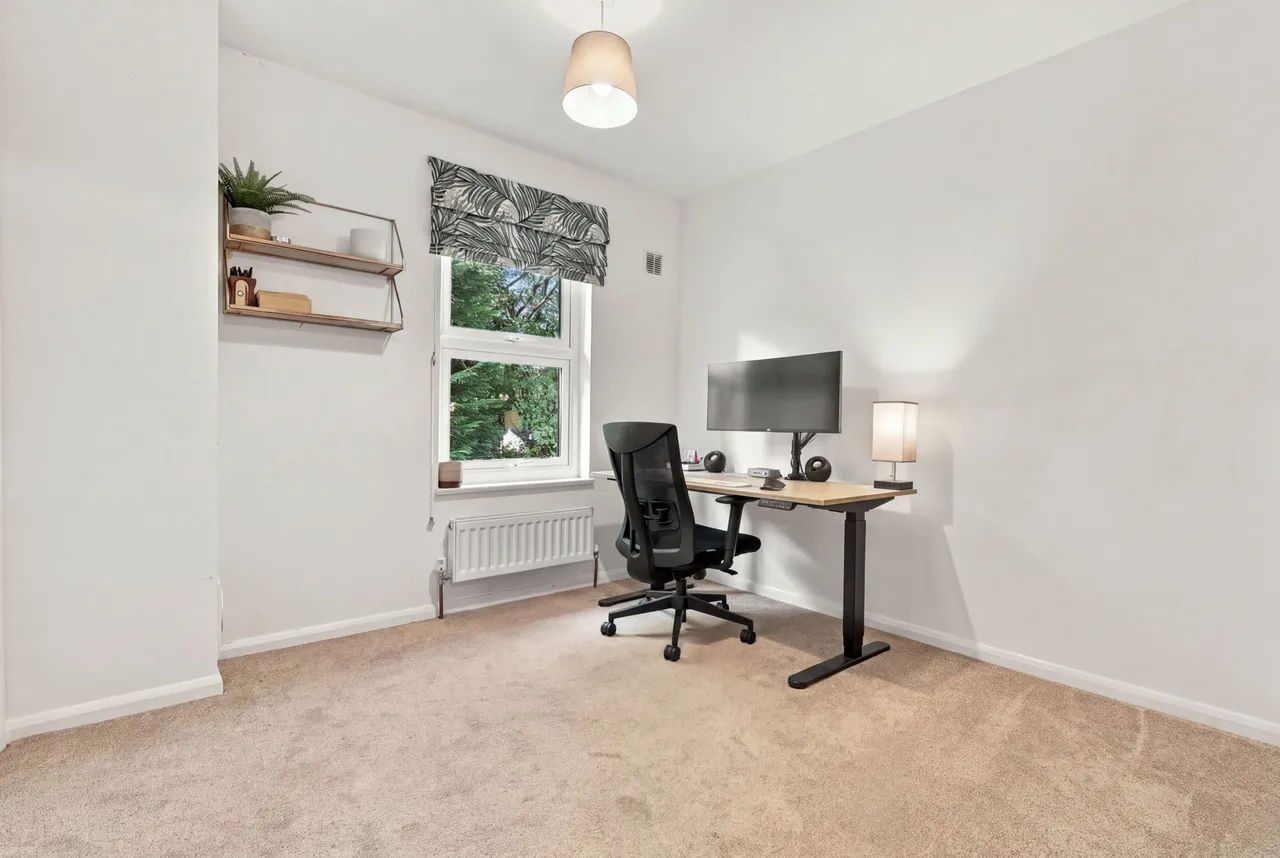 Grovelands Close, SE5, photo 13