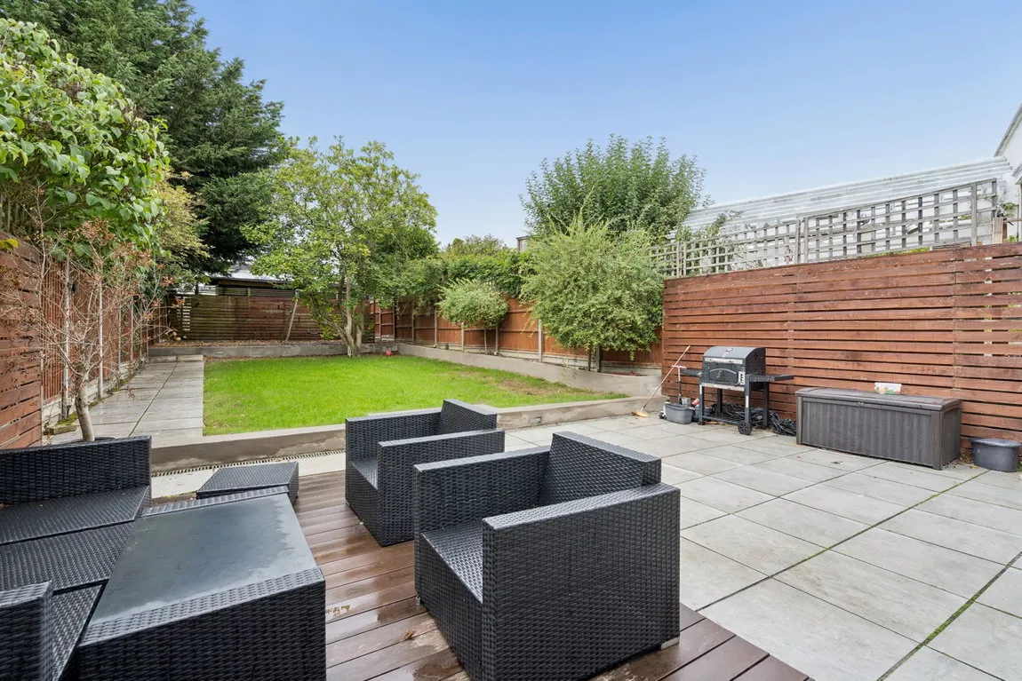 Lincoln Road, Northwood, HA6, photo 12