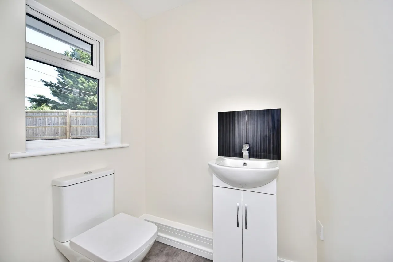 Broadwater Road, West Malling, Kent, ME19, photo 20