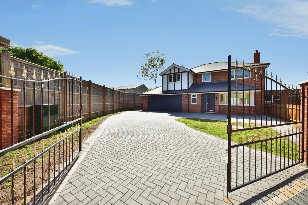Broadwater Road, West Malling, Kent, ME19, photo 30