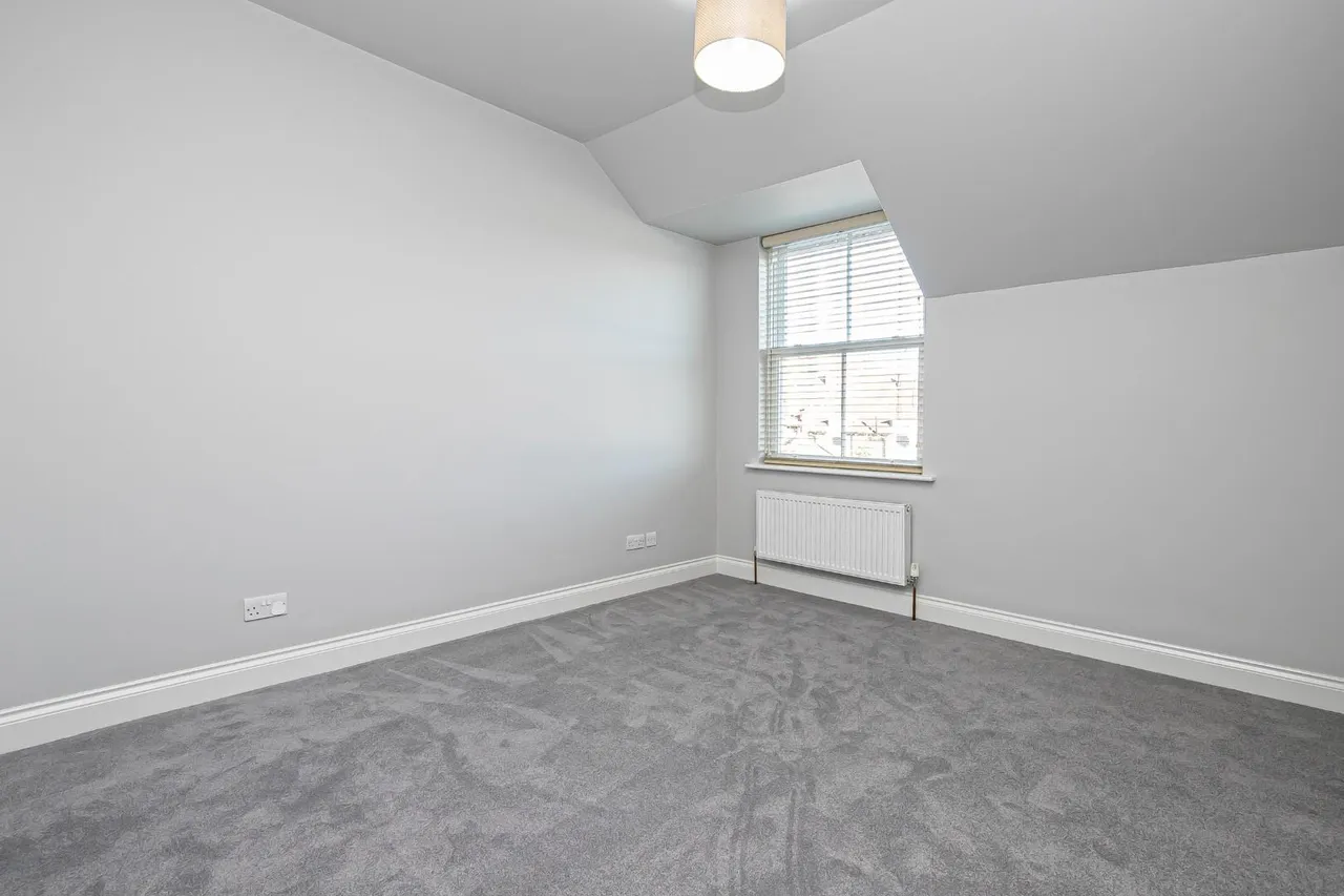 Smarts Lane, Loughton, IG10 4BP, photo 3