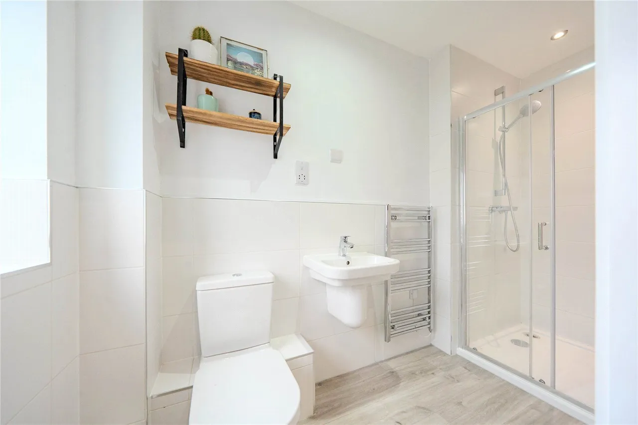 Low Lane, Horsforth, LS18, photo 8