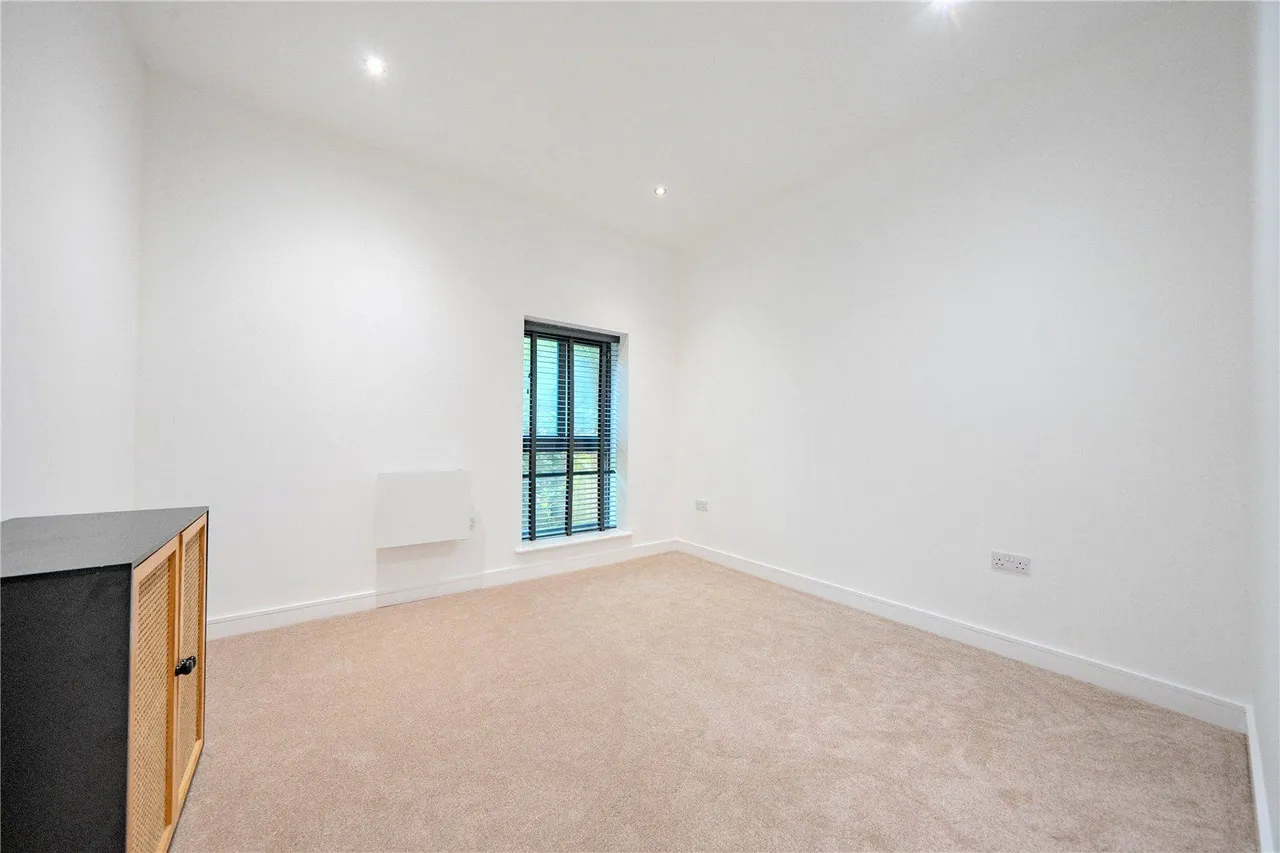 Low Lane, Horsforth, LS18, photo 10