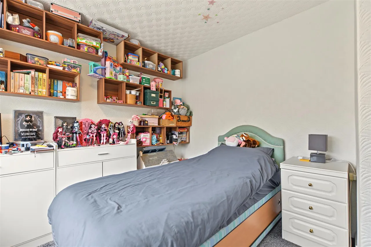 Flatts Lane, Calverton, NG14, photo 6