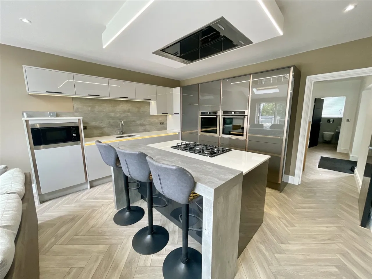 Barnsley Road, Brierley, S72, photo 5
