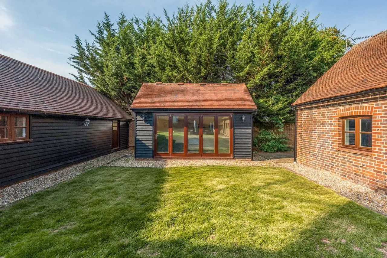 Darman Lane, Paddock Wood, TN12, photo 20