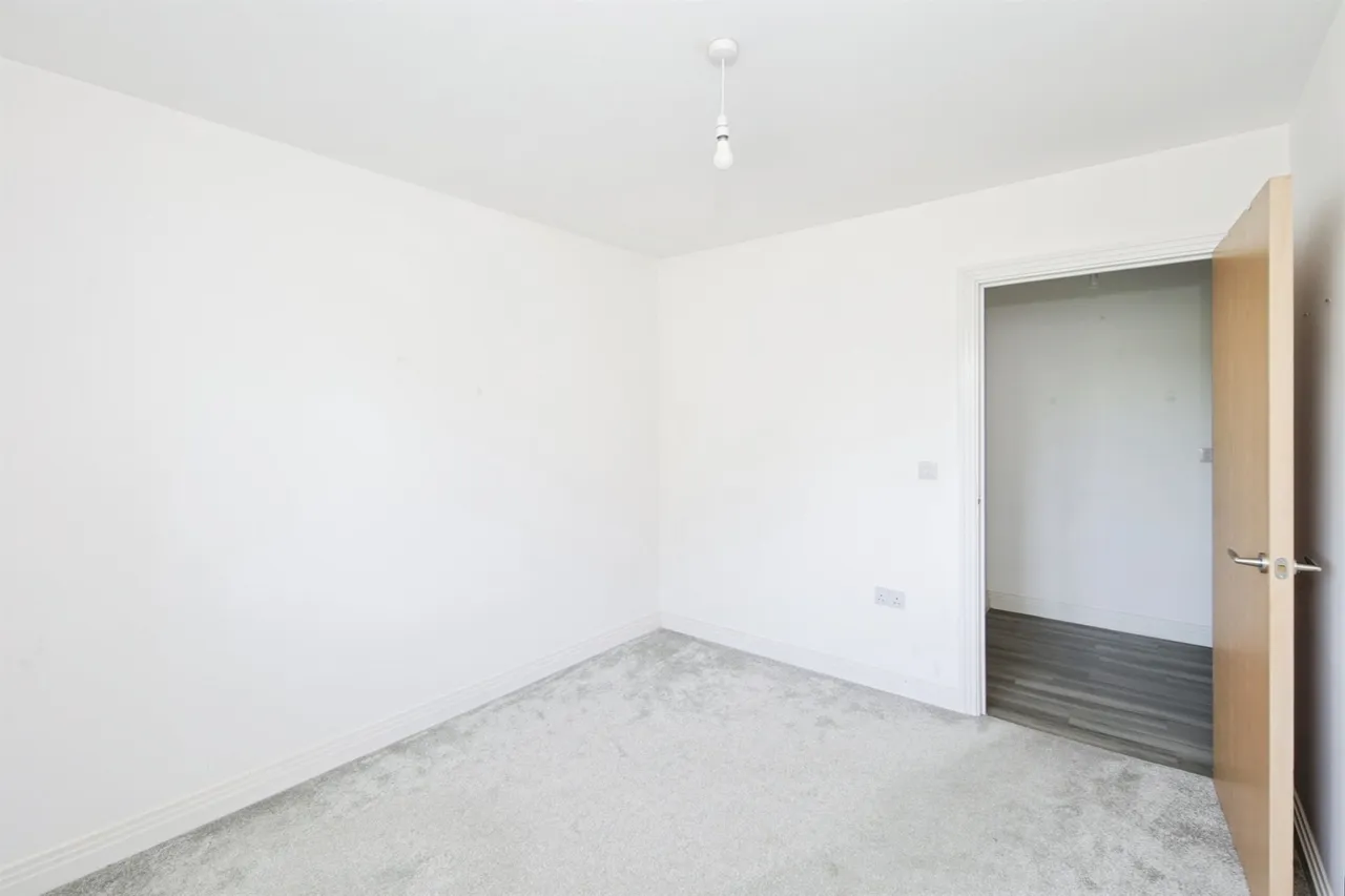 Drovers Close, Balsall Common, CV7, photo 9