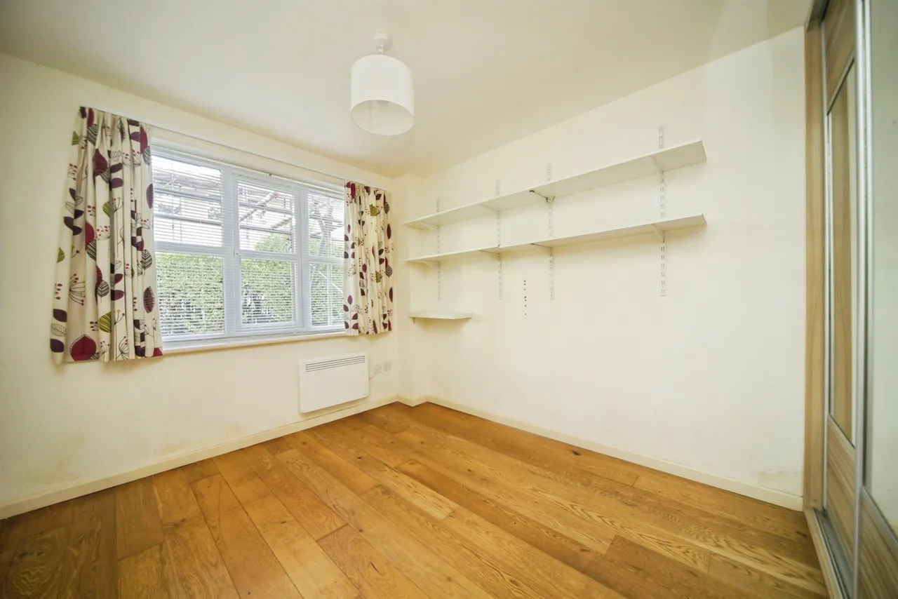 Denham Close, Bury St. Edmunds, IP33, photo 7